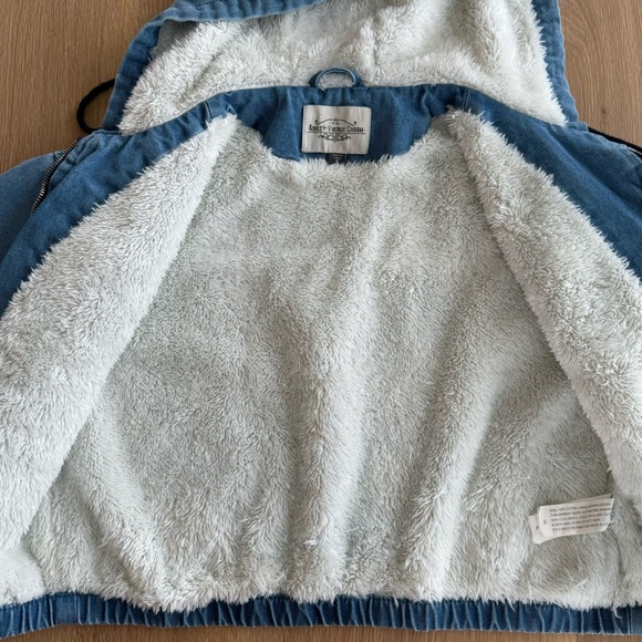 Ashley Vintage Charm Women’s Denim Jacket Cropped size Small Fuzzy Blue … - Picture 6 of 11